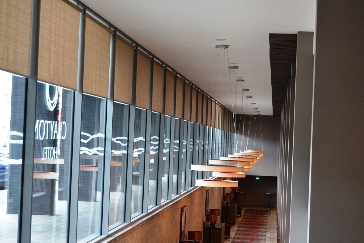 Giải pháp rèm văn phòng cho phòng nhân sự giảm chói nhẹ và thẩm mỹ