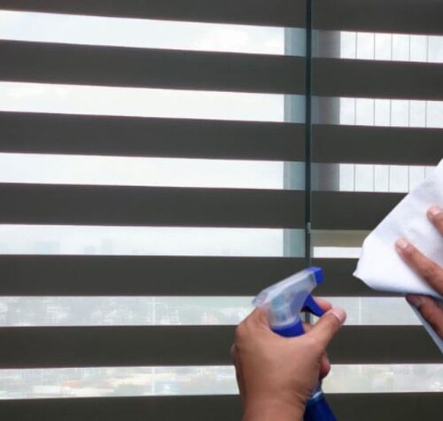 Rèm cầu vồng có dễ vệ sinh không? Hướng dẫn làm sạch nhanh và hiệu quả