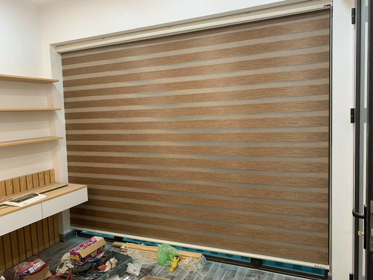 Rèm cầu vồng cao cấp trang trí nhà phố hiện đại và tinh tế