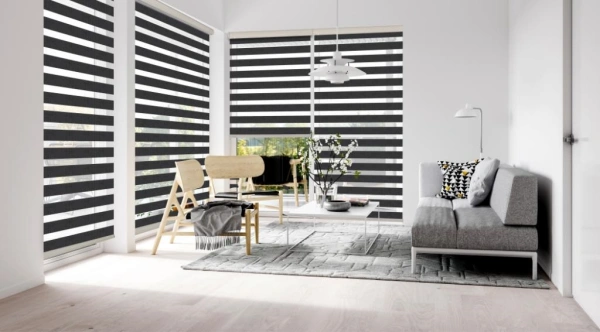 Mẫu rèm cầu vồng tự động vận hành êm ái bằng remote