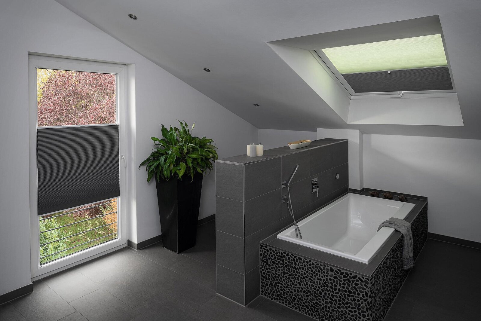 Mẫu rèm tổ ong vải không thấm nước chống bám bụi hiệu quả