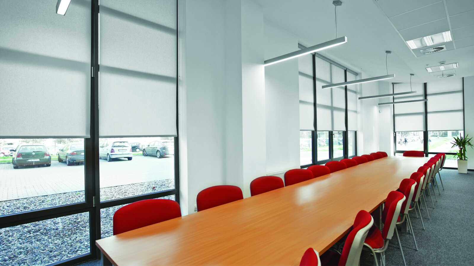 Mẫu rèm văn phòng chất liệu nhựa PVC bền bỉ tuổi thọ cao