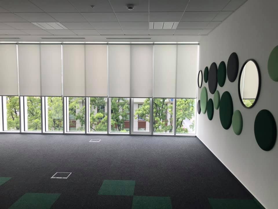 Mẫu rèm văn phòng cho call center tối ưu môi trường làm việc