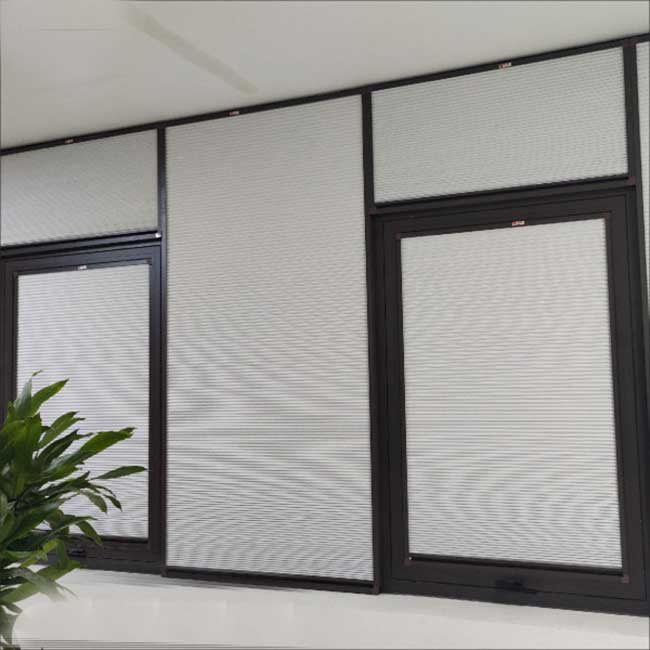 Rèm tổ ong cảm biến nhiệt điều chỉnh tiết kiệm điện