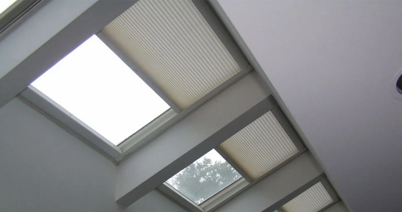 Rèm tổ ong chống nắng gắt cho nhà hướng Tây