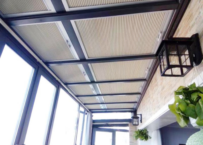 Rèm tổ ong tự động cho biệt thự thông minh cao cấp