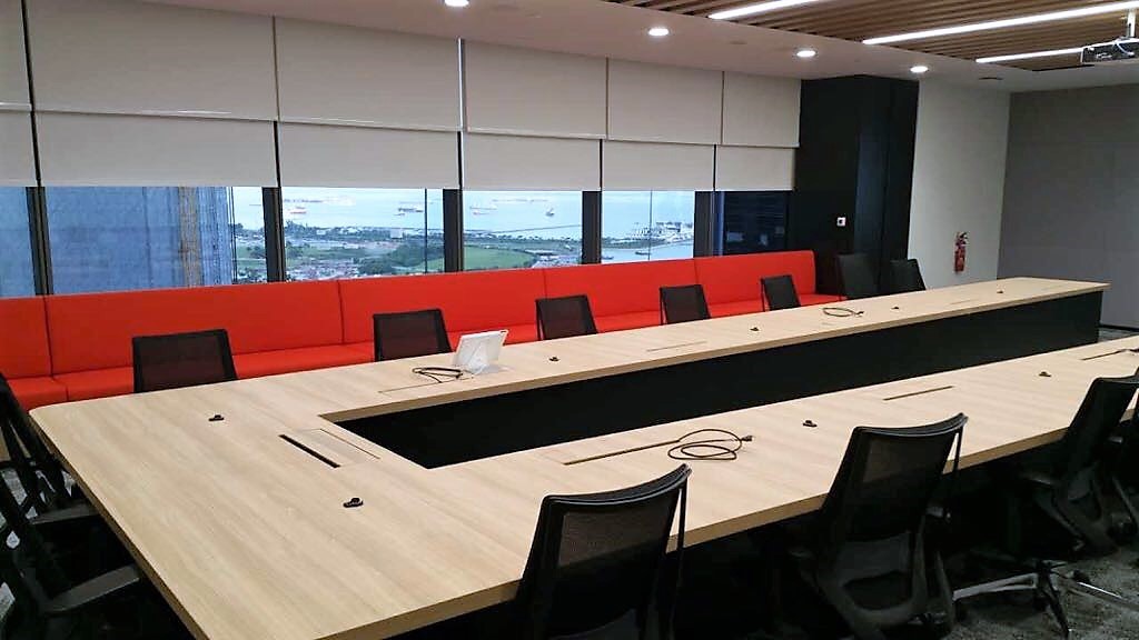 Rèm văn phòng cho không gian mở điều tiết ánh sáng tự nhiên