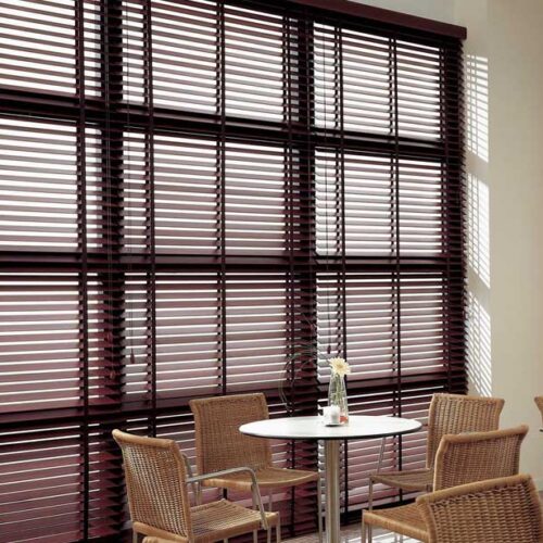 Rèm gỗ cho biệt thự sang trọng, đẳng cấp với chất liệu tự nhiên cao cấp