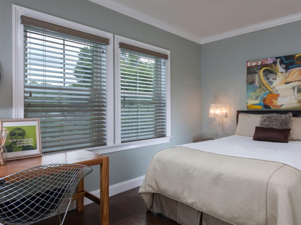 Rèm gỗ phòng khách sang trọng phong cách hiện đại