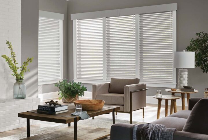 Rèm gỗ xoay lá 180 độ cho khả năng chắn sáng hoàn hảo