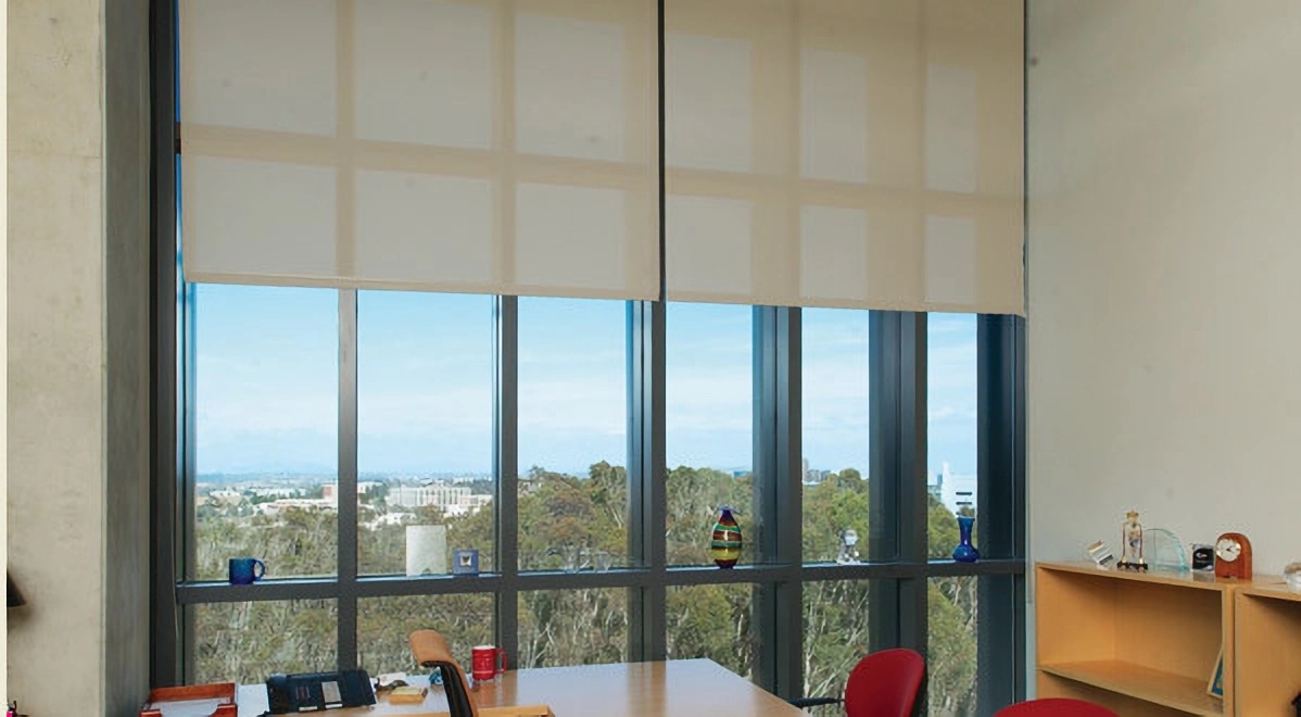 Rèm văn phòng chống nóng cửa kính lớn hỗ trợ tiết kiệm điện điều hòa