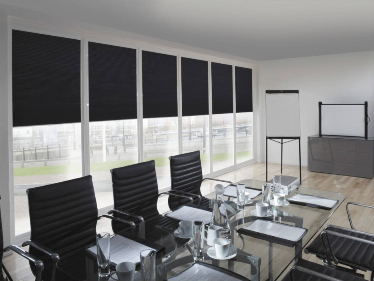 Rèm văn phòng phong cách hiện đại châu Âu với thiết kế sang trọng