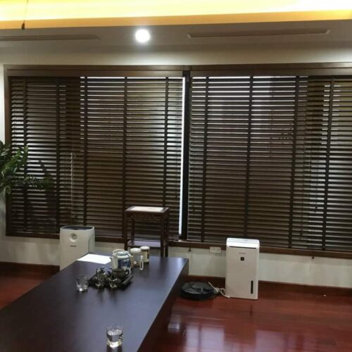 Lắp đặt rèm gỗ tại nhà – Dịch vụ nhanh chóng, chính xác và thẩm mỹ
