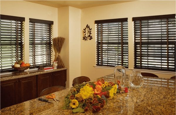 rèm gỗ giảm nhiệt cho nhà hướng tây