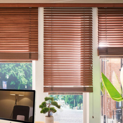 Phân tích chuyên sâu đặc điểm của rèm gỗ sồi và tần bì để lựa chọn đúng