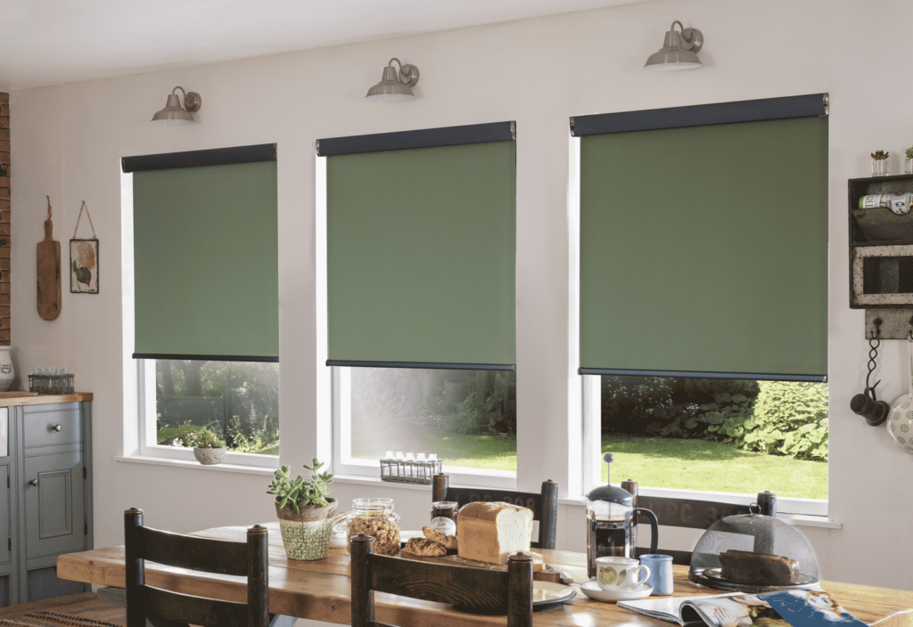 Rèm cuốn chống nắng 2 lớp điều chỉnh ánh sáng