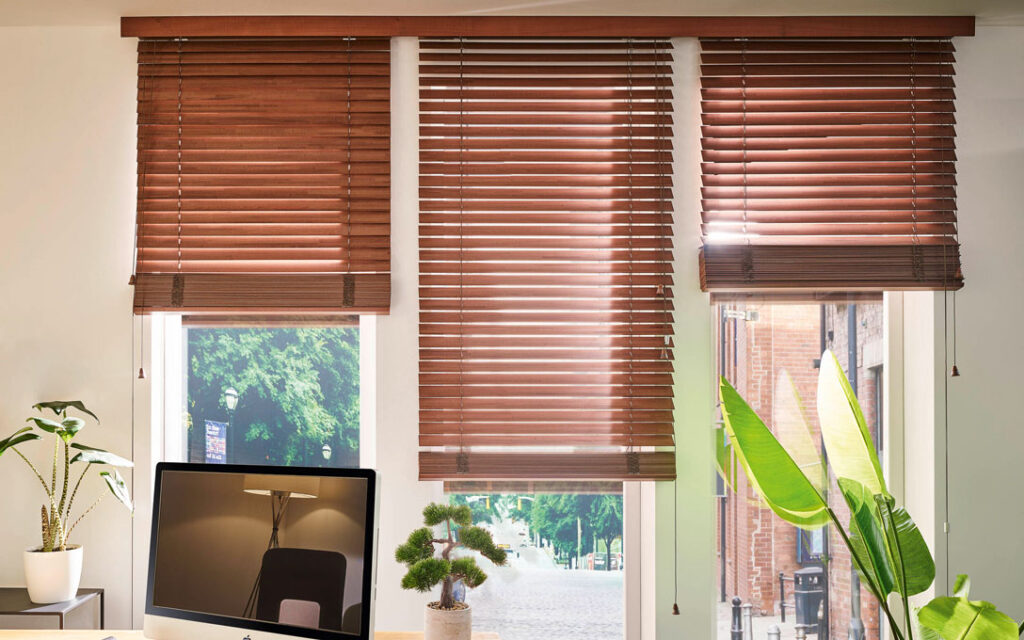 bảo hành rèm gỗ 3 năm tận nơi cho khách hàng