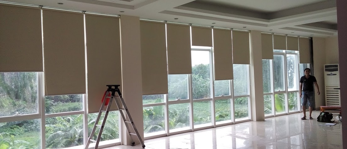 rèm che nắng văn phòng chống chói màn hình