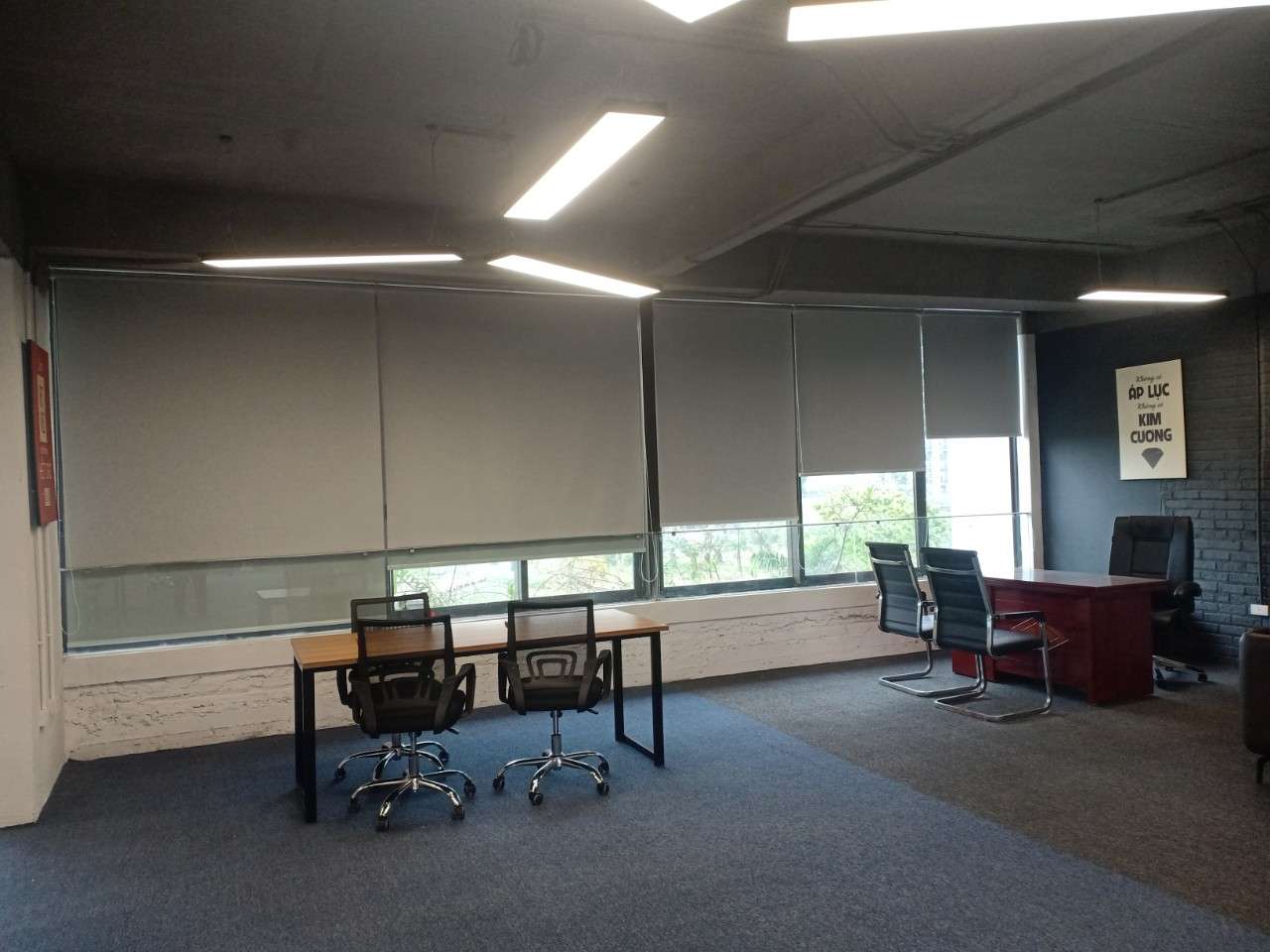 rèm che nắng văn phòng nội thất hiện đại