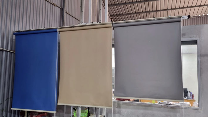 rèm cuốn cách nhiệt cản tia UV tiết kiệm điện điều hòa