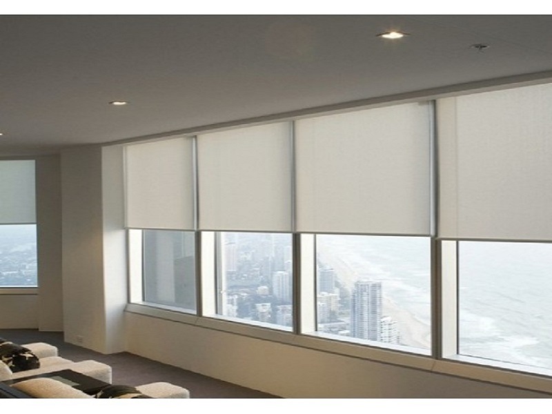 rèm cuốn chống nắng cao cấp cho phòng khách hiện đại