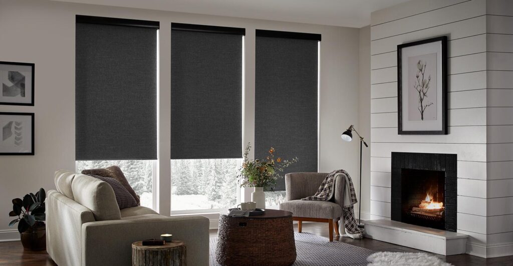 rèm cuốn chống nắng quận 5 cho cửa hàng thương mại