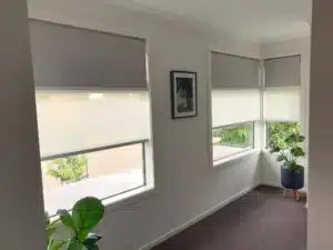 thao tác cách lắp rèm cuốn chống nắng đơn giản