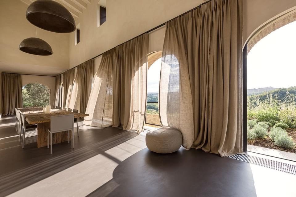 cận cảnh chất liệu rèm vải linen cao cấp mềm rủ tự nhiên