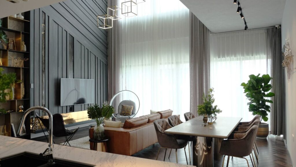 rèm cửa căn hộ dịch vụ bền đẹp dễ vệ sinh