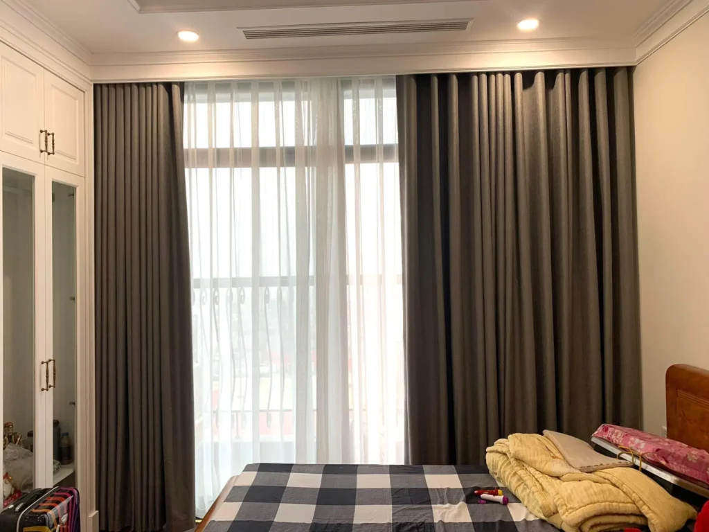 rèm cửa cửa ban công chống nắng và cản nhiệt