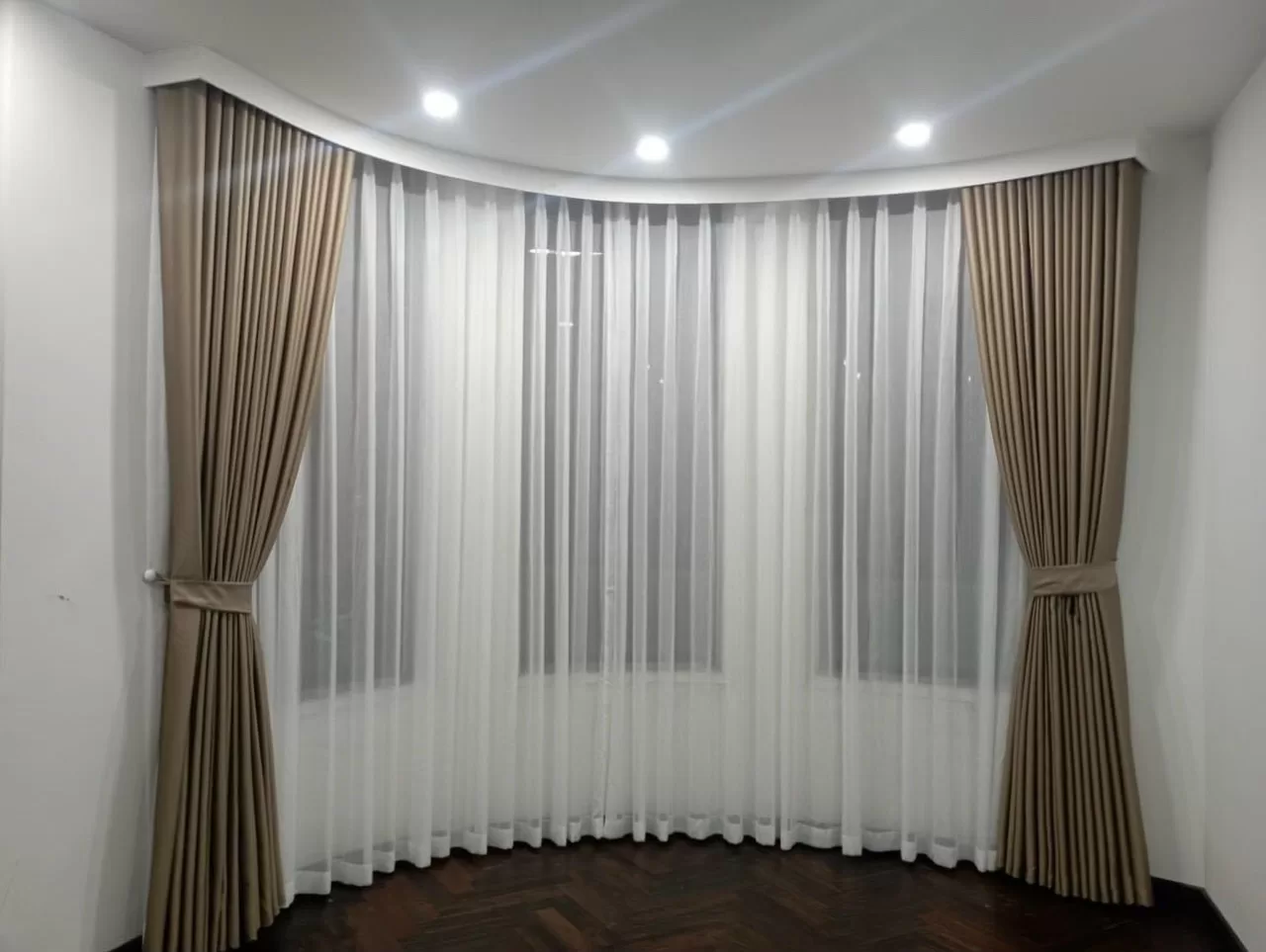 rèm cửa kiểm soát ánh sáng hai lớp điều chỉnh độ sáng