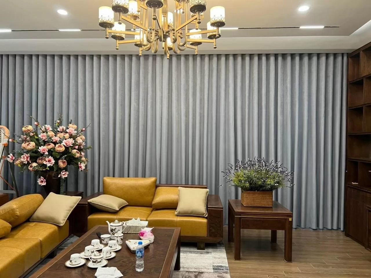 Rèm cửa màu xám cao cấp – lựa chọn tinh tế cho không gian sang trọng, đậm chất hiện đại