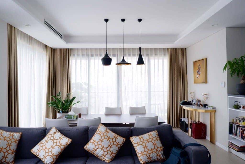 rèm vải lụa cao cấp bắt sáng nhẹ nhàng tinh tế