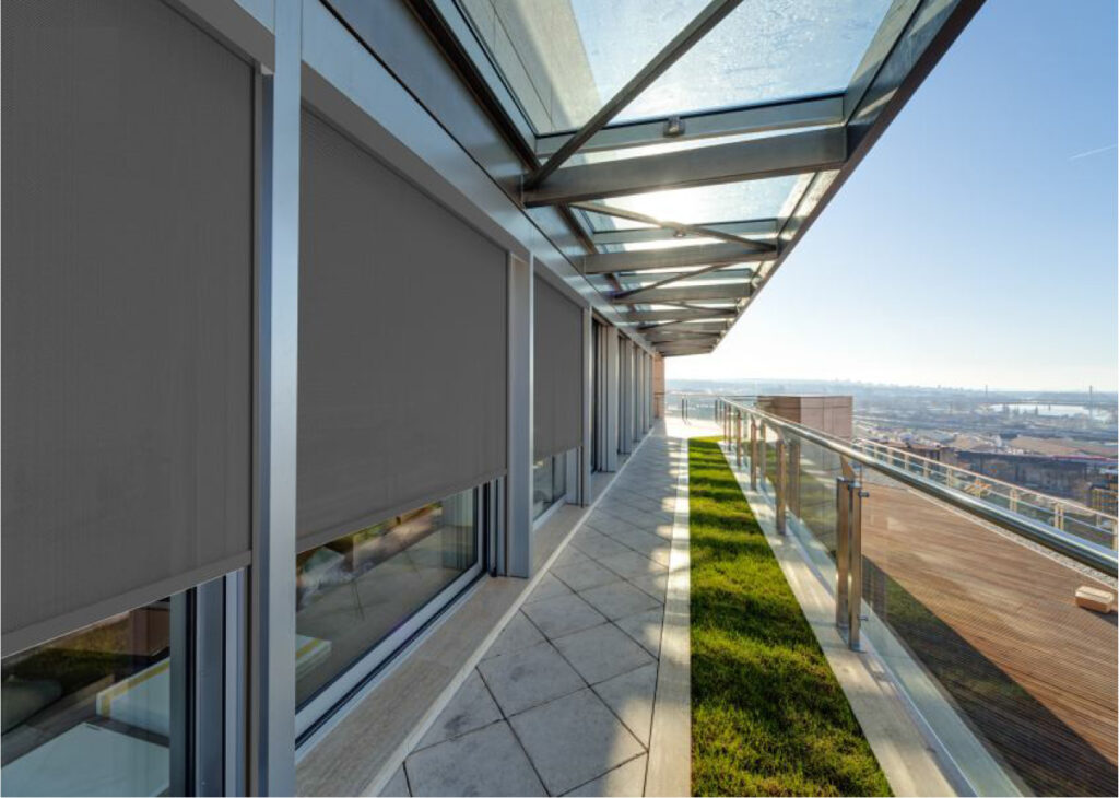 chi tiết phụ kiện rèm zipscreen đảm bảo vận hành ổn định