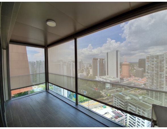 cơ chế vận hành của rèm zipscreen chống gió