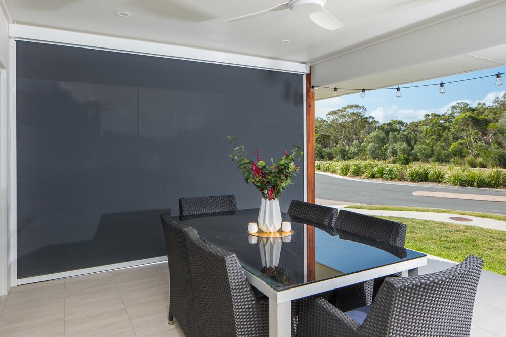 Hệ ray kín rèm zipper hoạt động thế nào? Cơ chế chống gió tuyệt đối từ A–Z