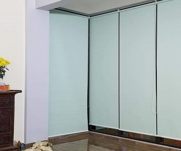 hệ rèm cuốn chống côn trùng lưới nhỏ thông thoáng cho cửa sổ