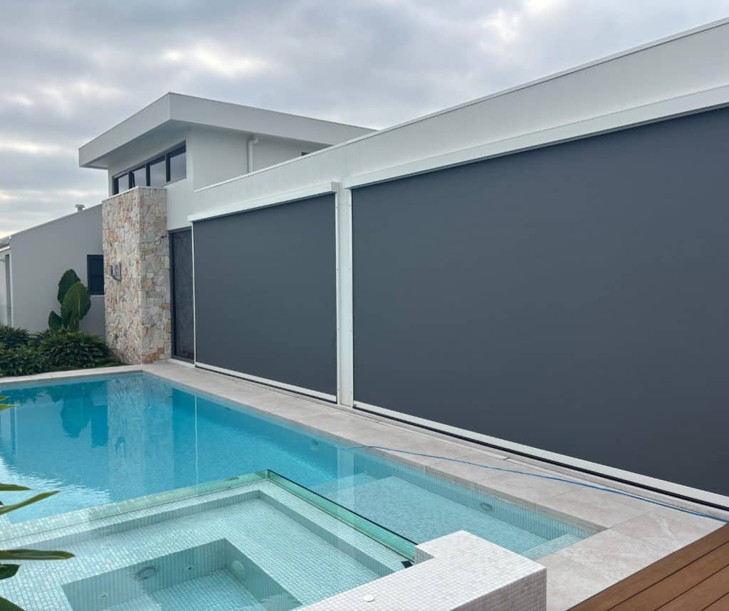 phụ kiện nào quan trọng nhất của rèm zipper cần chú ý