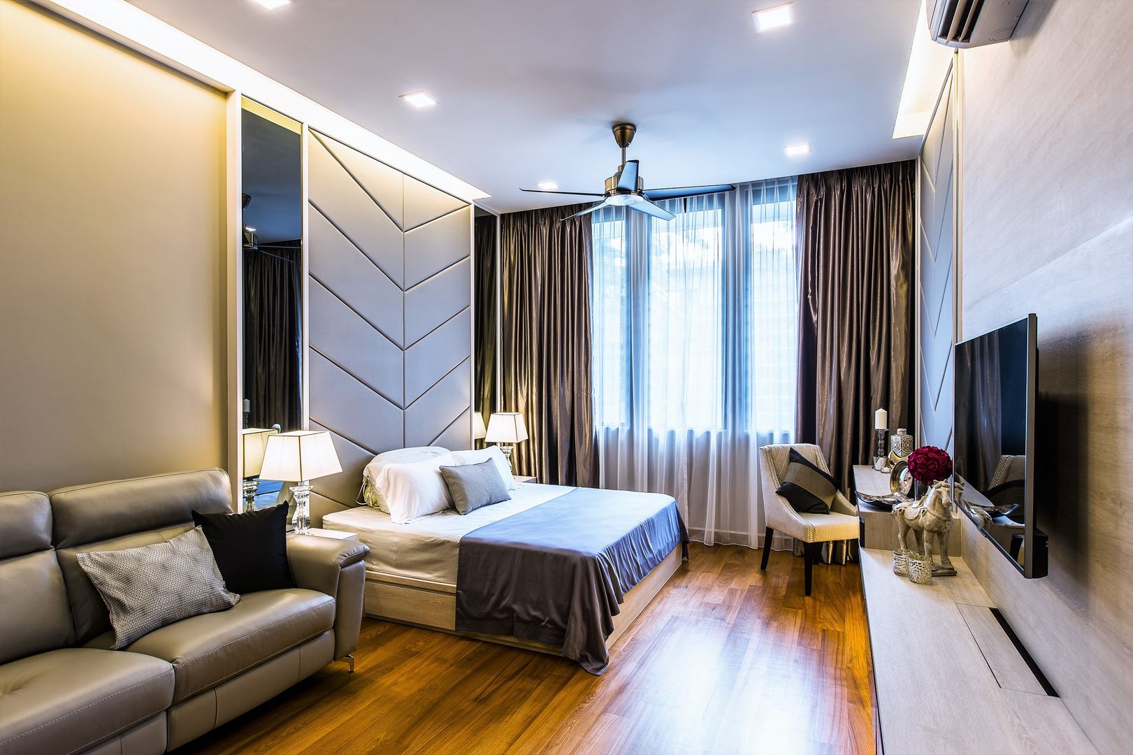 rèm cửa sổ phòng ngủ màu xanh pastel nhẹ nhàng