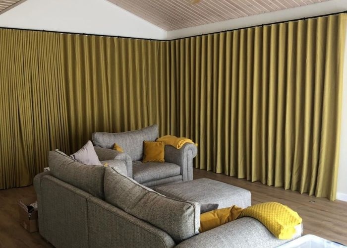 lắp đặt rèm phòng ngủ chống cháy lan cho chung cư và khách sạn