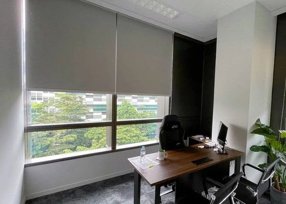 Báo giá rèm cuốn chống nắng văn phòng theo từng loại vải và kích thước