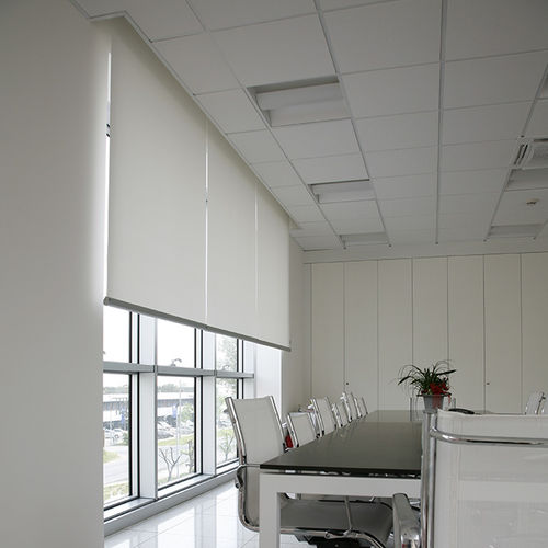 Rèm cuốn mặt dựng văn phòng giảm nhiệt cho tòa nhà kính