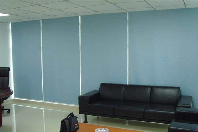 Rèm ngoài trời đo đạc tận nơi trước khi lắp đặt